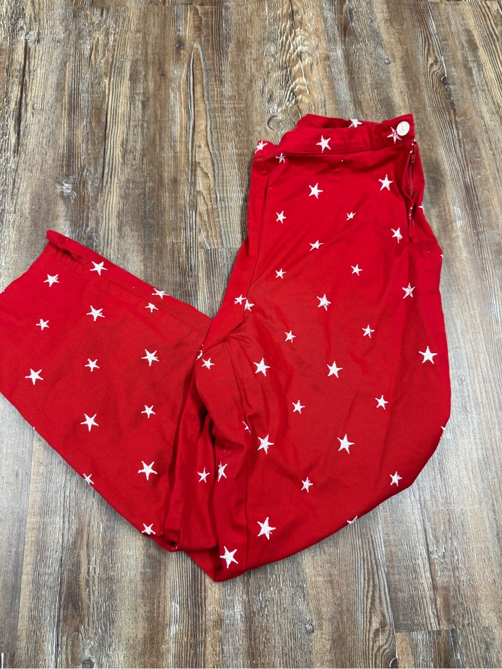 Vintage Red with white stars capri pants in a size 8